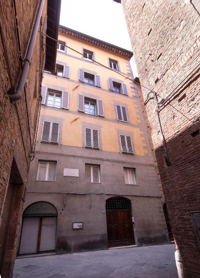 Hotel Antica Dimora Del Buongoverno Siena Exterior foto